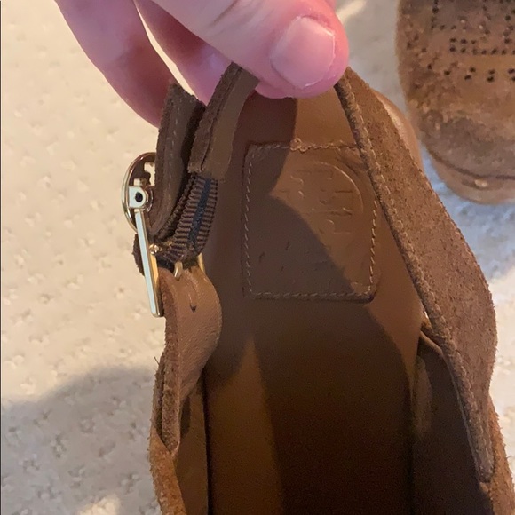 Fabulous and Funky TORY BURCH high heeled clogs - Picture 4 of 8